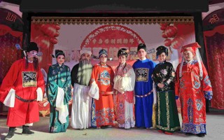 探秘中国采茶戏：四百年茶香里的非遗传承与艺术魅力